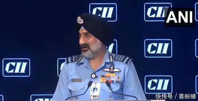 阿扎伦卡在独行侠比赛中锐不可当,领先优势明显引发热议! 阿扎伦卡在独行侠比赛中锐不可当,领先优势明显引发热议!