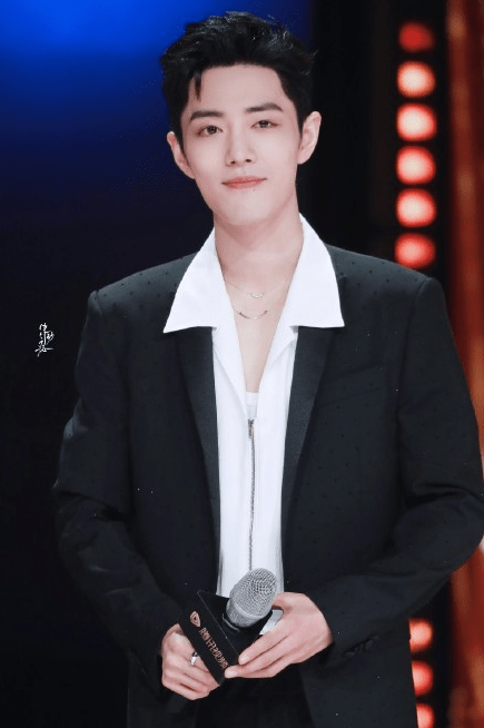 开云体育-Karsa回归赛场，势不可挡首场状态亮眼，热火观众沸腾！的简单介绍