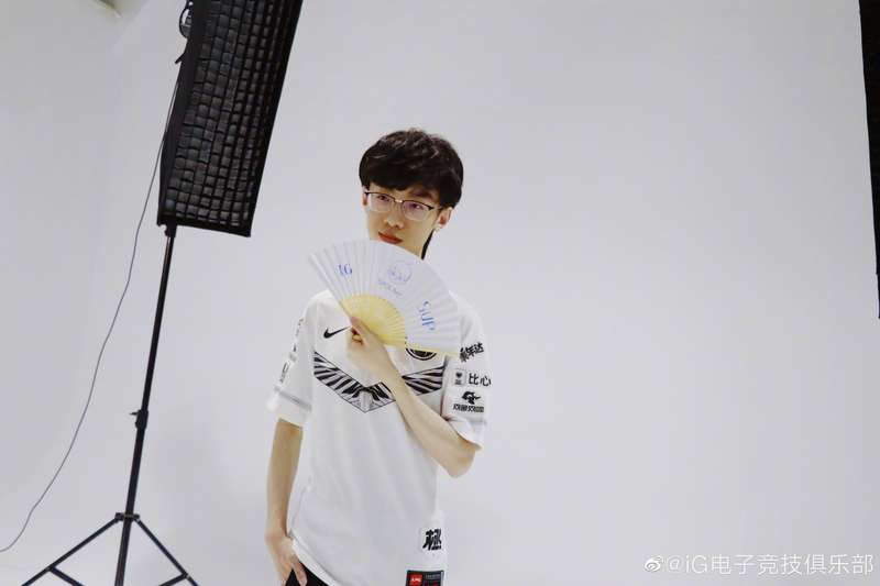 KAIYUN-Ning回归赛场，绝杀首场状态亮眼，IG观众沸腾！的简单介绍